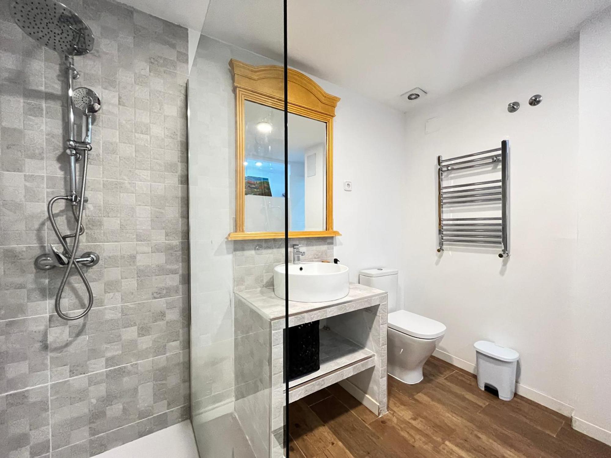 Duplex Manzanares Izq Amarillo Temporal Appartement Madrid Buitenkant foto