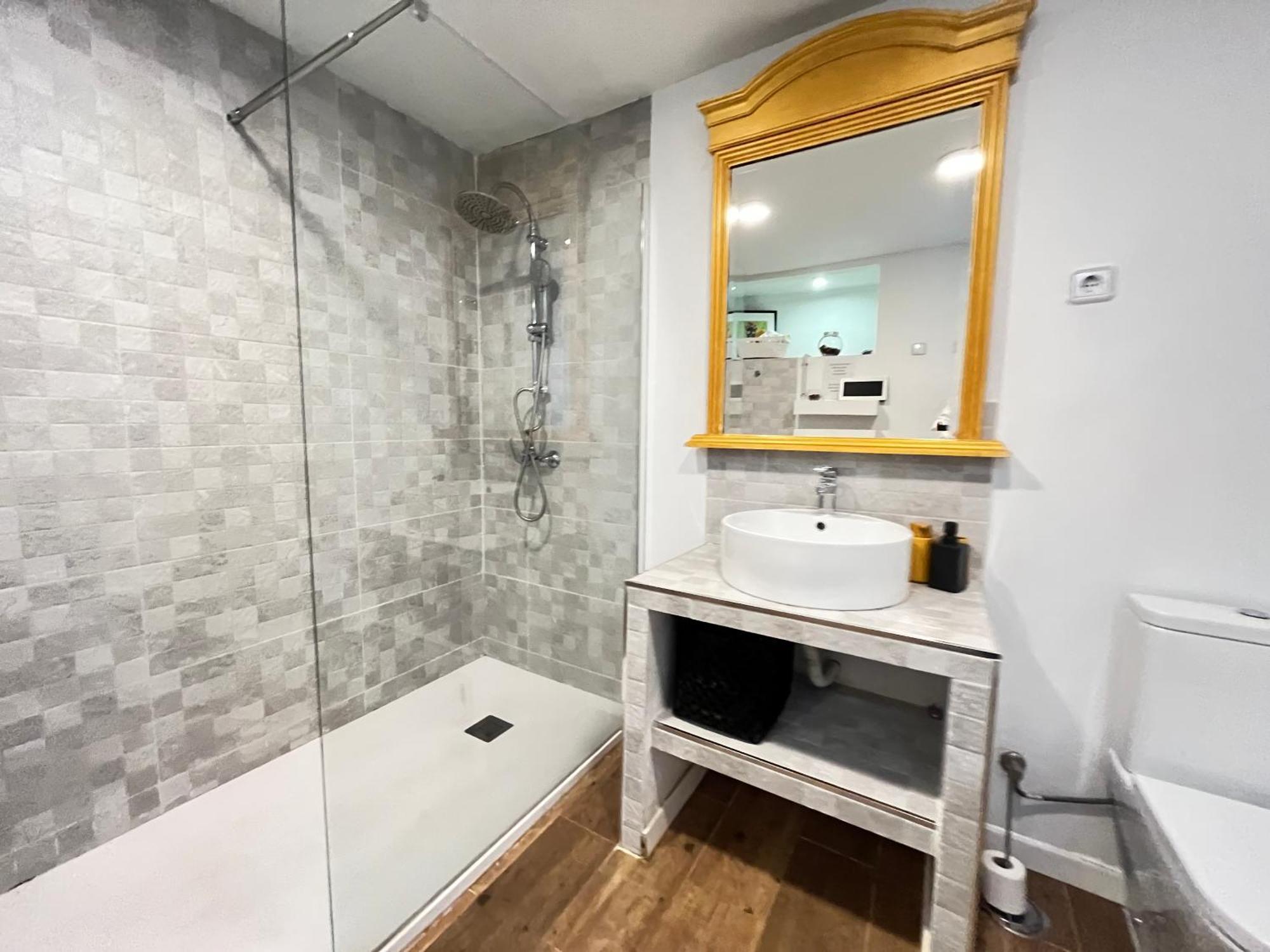Duplex Manzanares Izq Amarillo Temporal Appartement Madrid Buitenkant foto