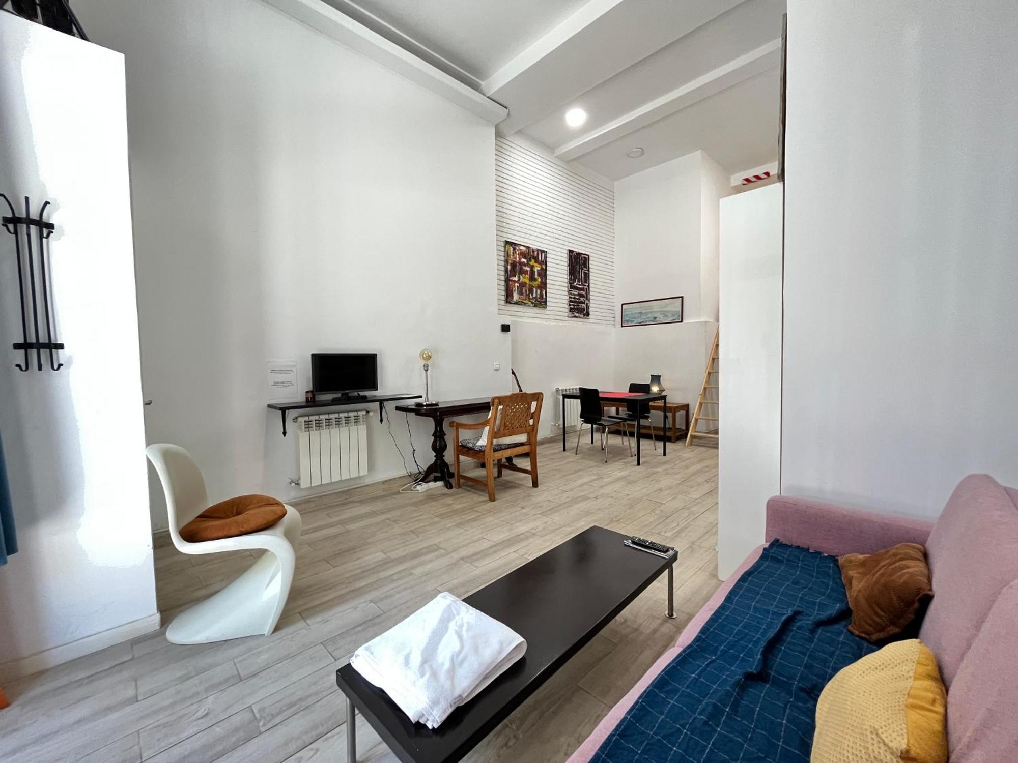 Duplex Manzanares Izq Amarillo Temporal Appartement Madrid Buitenkant foto