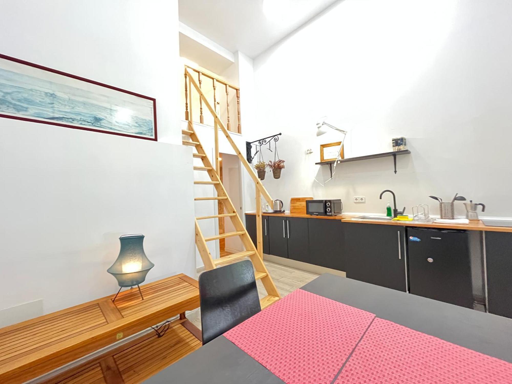 Duplex Manzanares Izq Amarillo Temporal Appartement Madrid Buitenkant foto